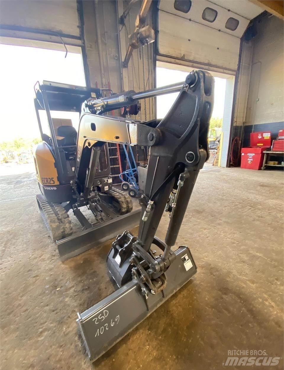 Volvo ECR25D Mini bagri <7t