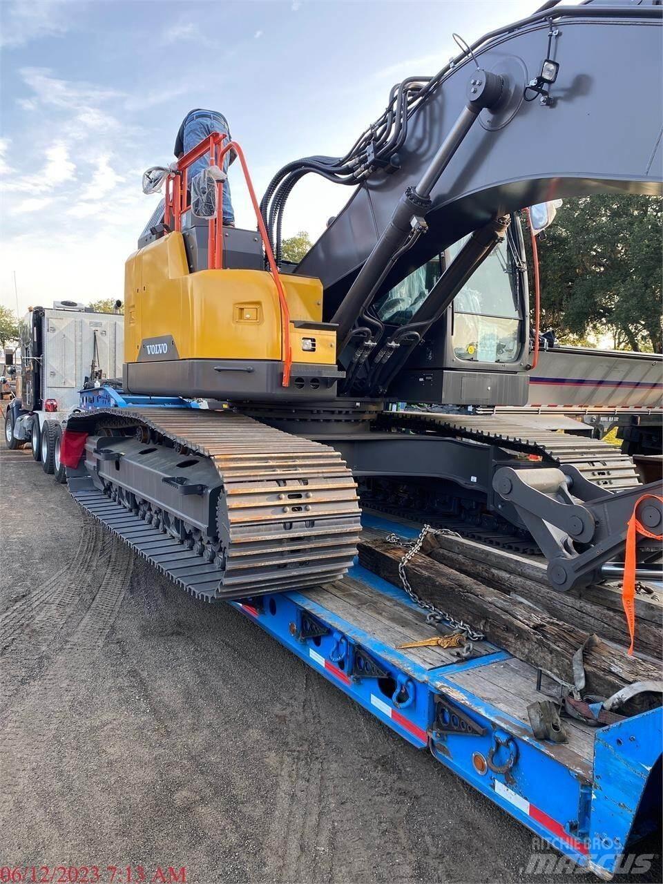 Volvo ECR355EL Bagri goseničarji