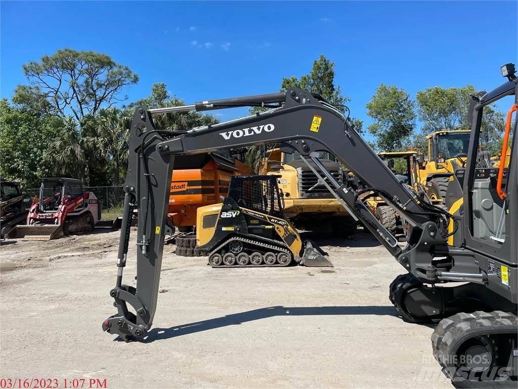 Volvo ECR58F Bagri goseničarji