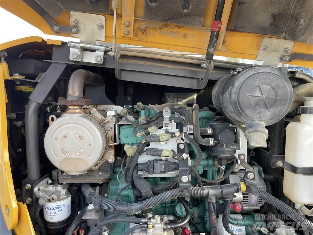 Volvo ECR88D Bagri goseničarji