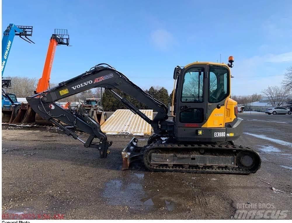 Volvo ECR88D Bagri goseničarji