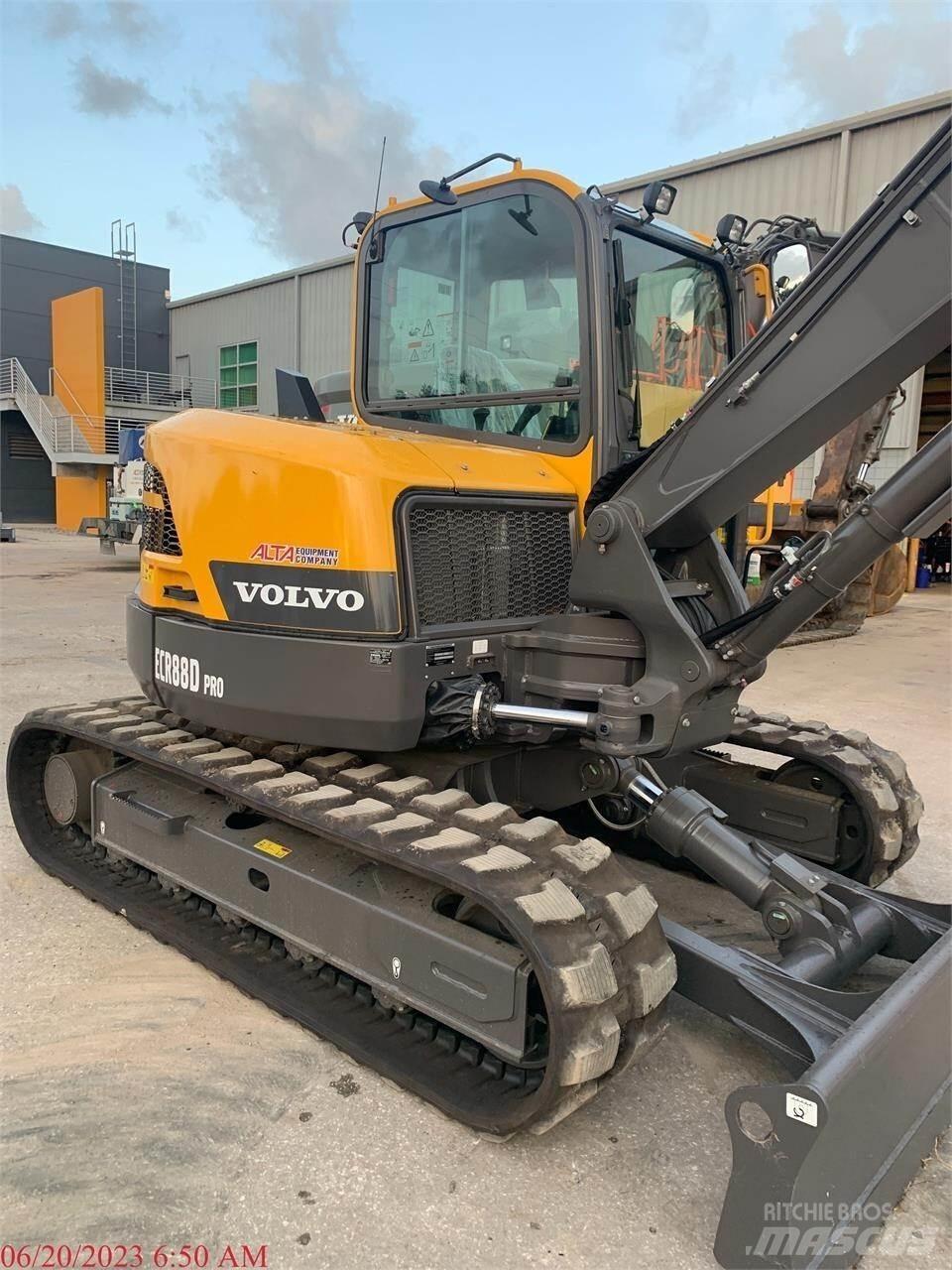 Volvo ECR88D Bagri goseničarji