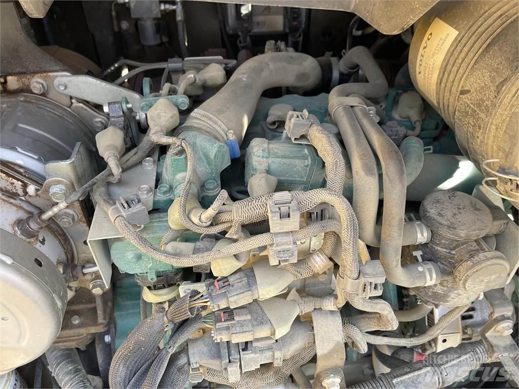 Volvo ECR88D Bagri goseničarji