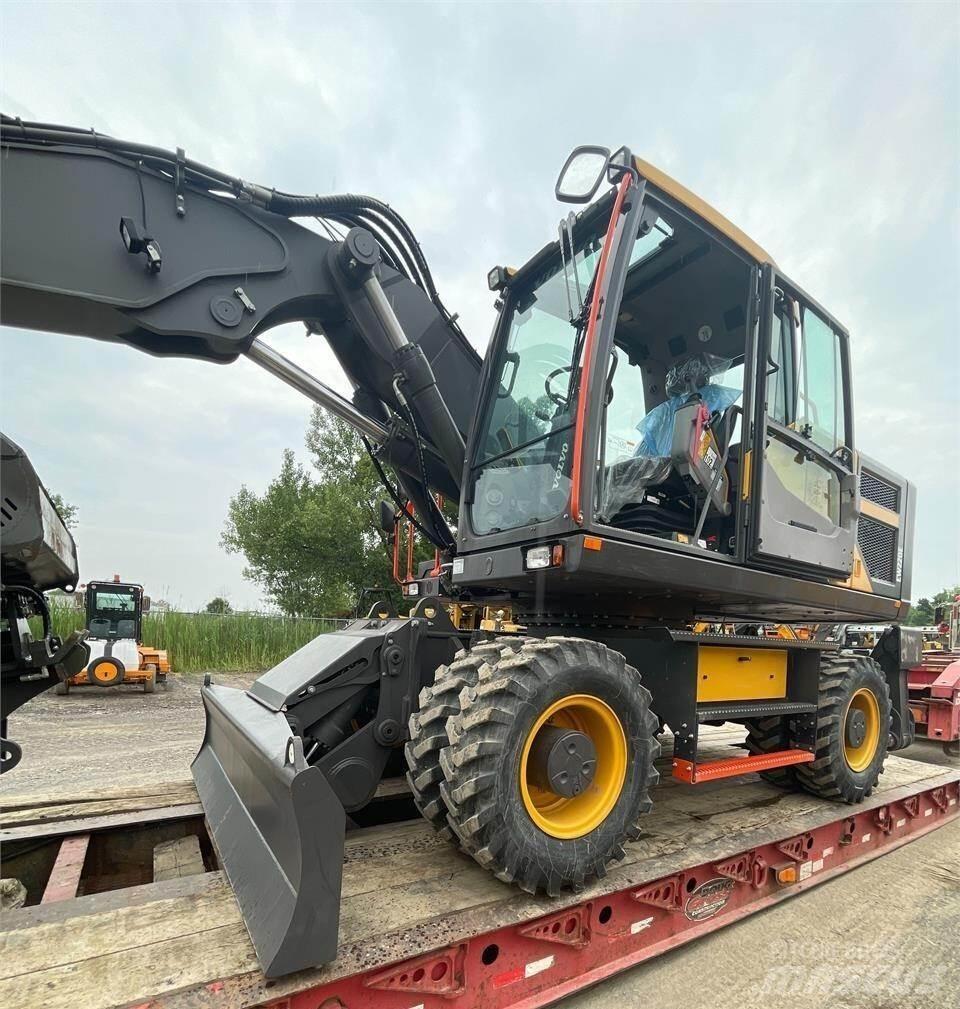 Volvo EW220E Bagri na kolesih