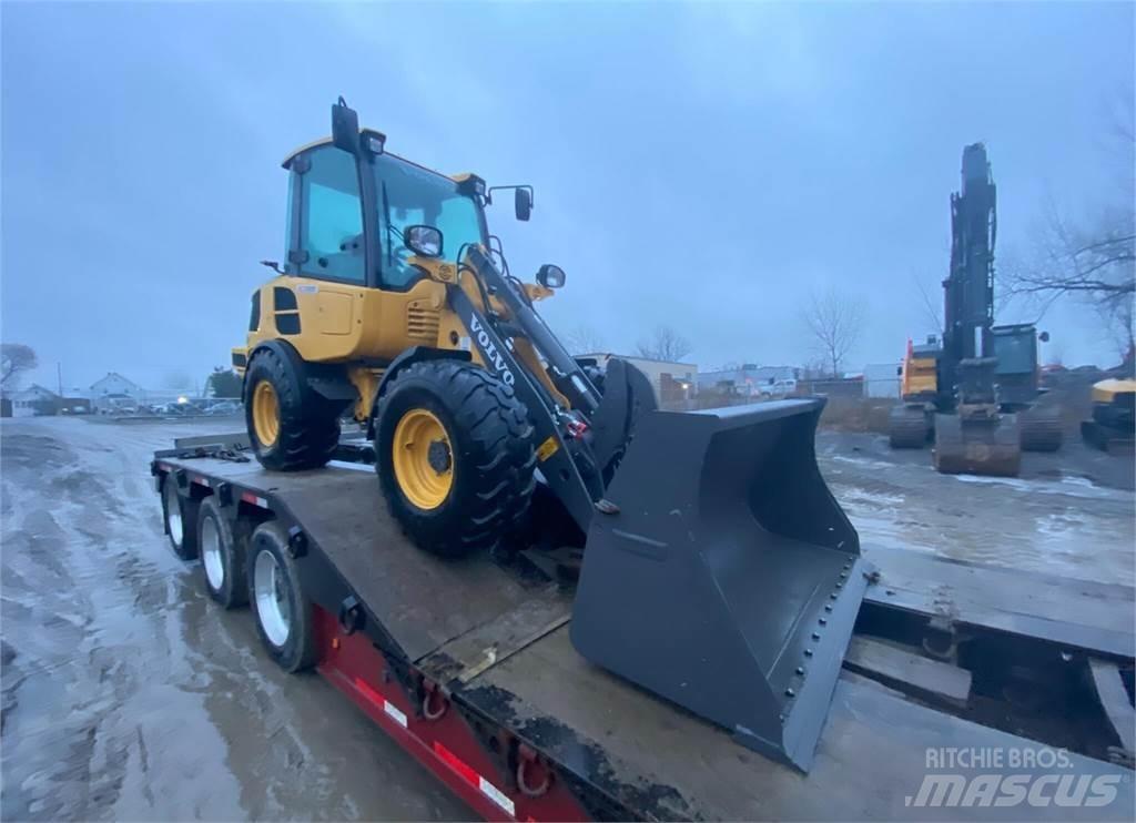 Volvo L20H Kolesni nakladalci