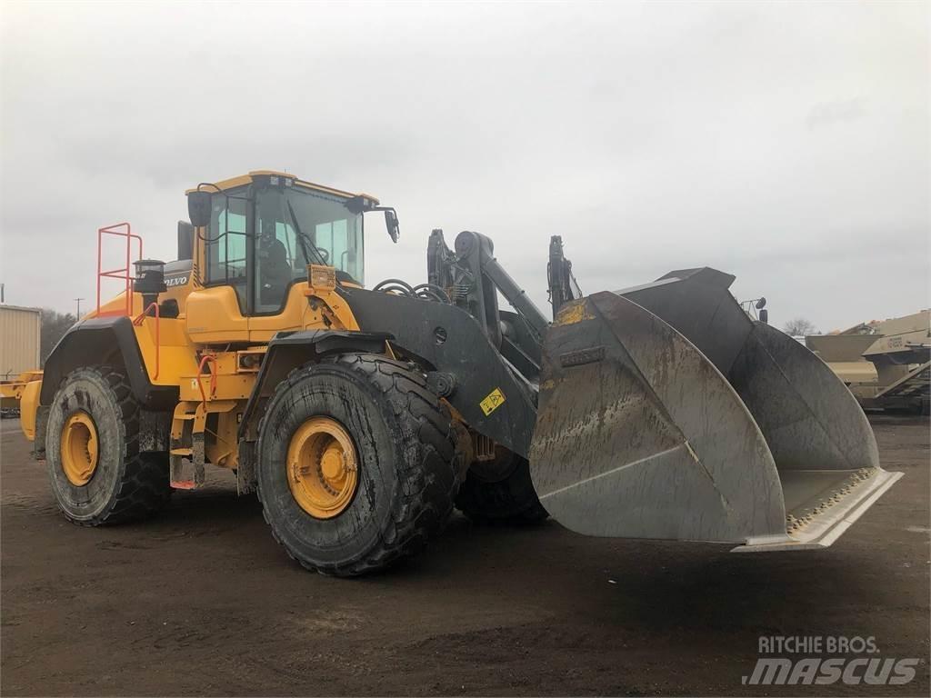 Volvo L220H Kolesni nakladalci