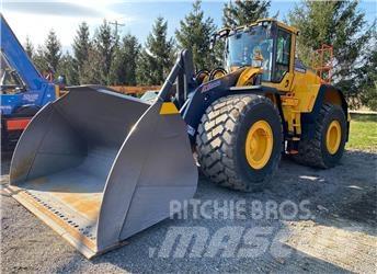 Volvo L220H Kolesni nakladalci