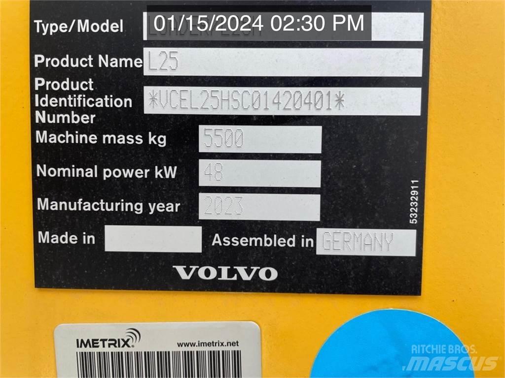 Volvo L25 Kolesni nakladalci