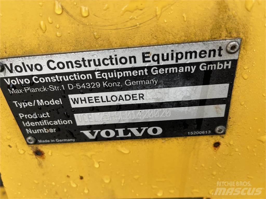 Volvo L25H Kolesni nakladalci