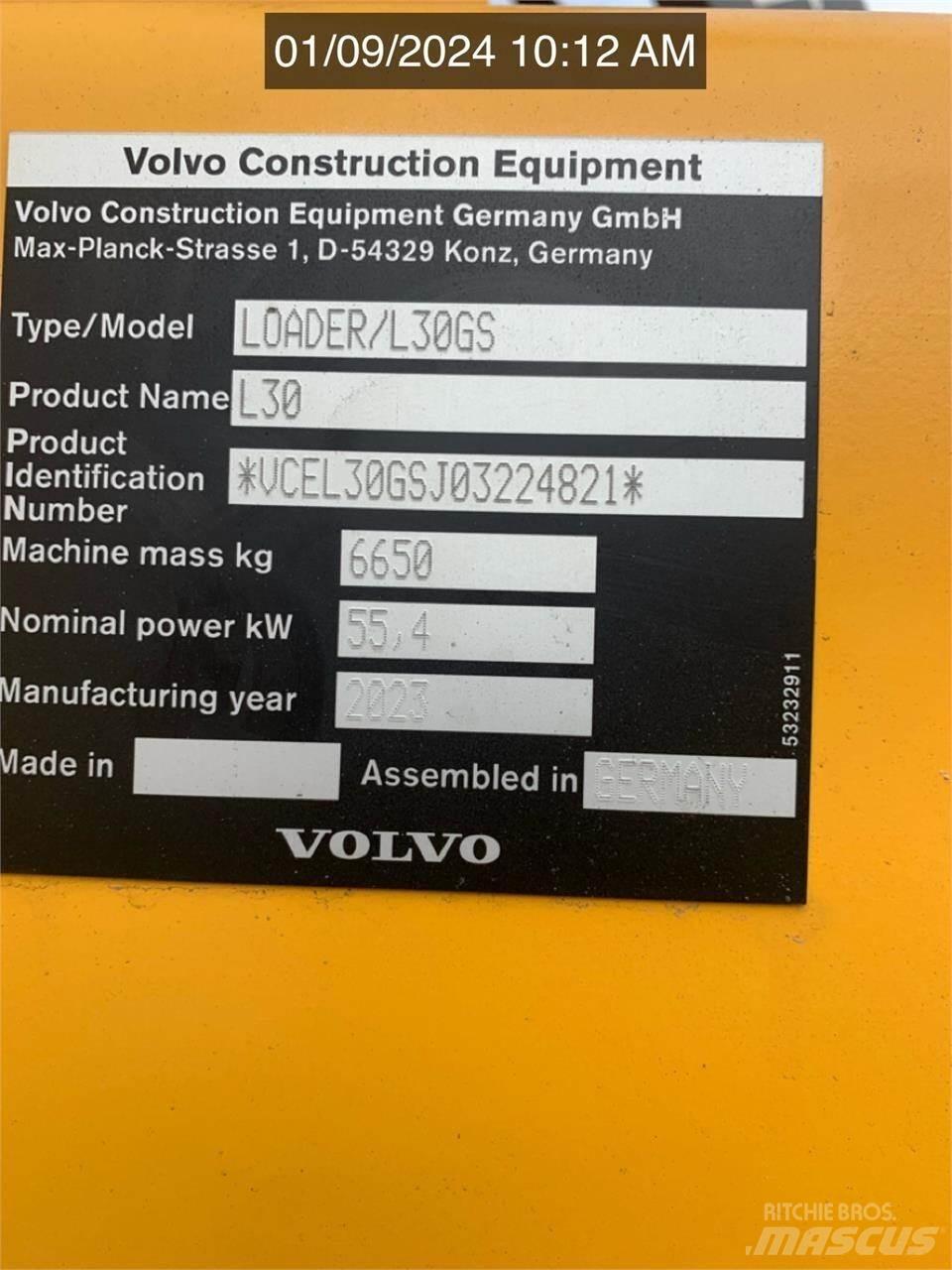 Volvo L30GS Kolesni nakladalci