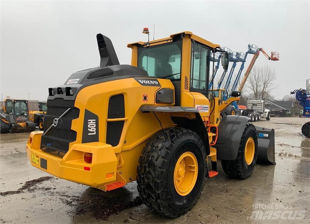 Volvo L60H Kolesni nakladalci