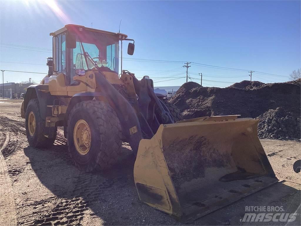 Volvo L70G Kolesni nakladalci