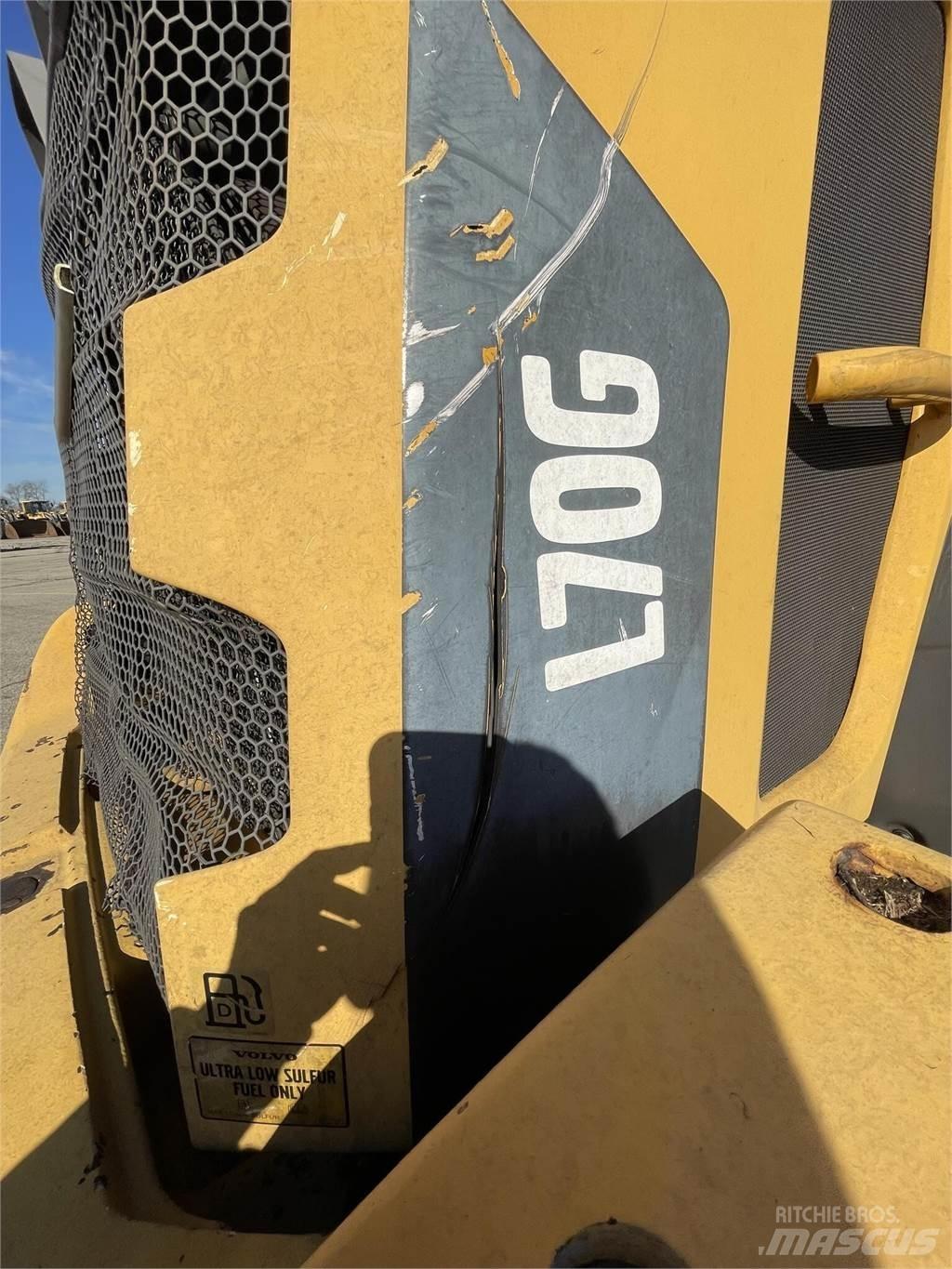 Volvo L70G Kolesni nakladalci
