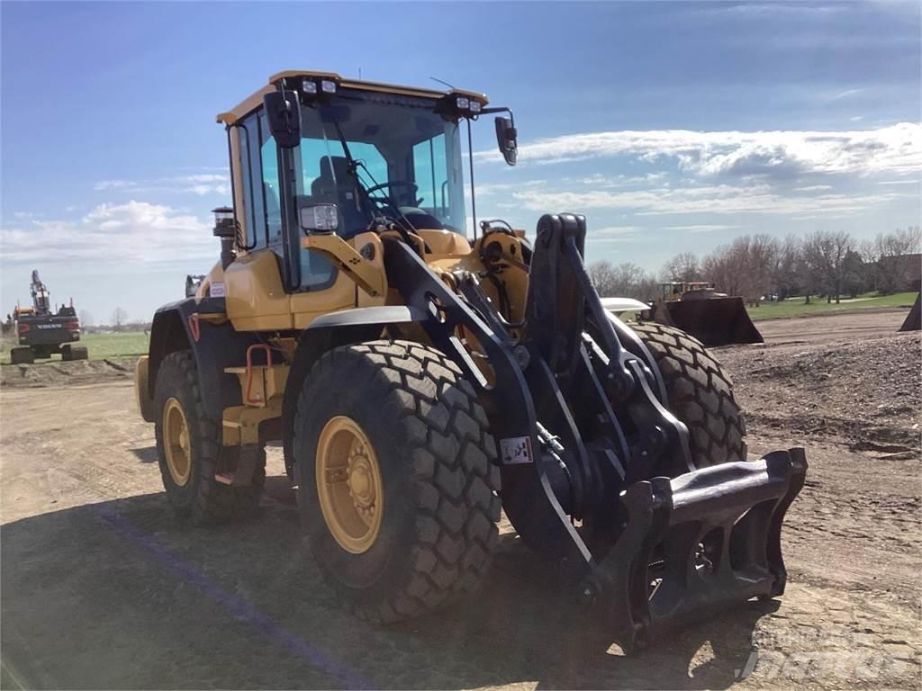 Volvo L70H Kolesni nakladalci