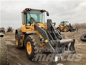 Volvo L70H Kolesni nakladalci