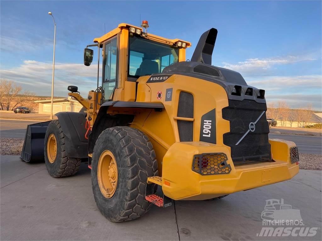 Volvo L90H Kolesni nakladalci
