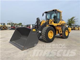 Volvo L90H Kolesni nakladalci
