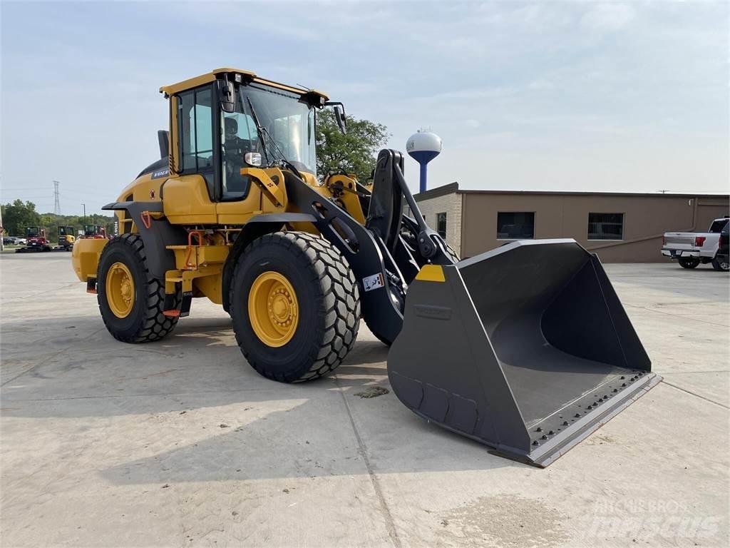 Volvo L90H Kolesni nakladalci