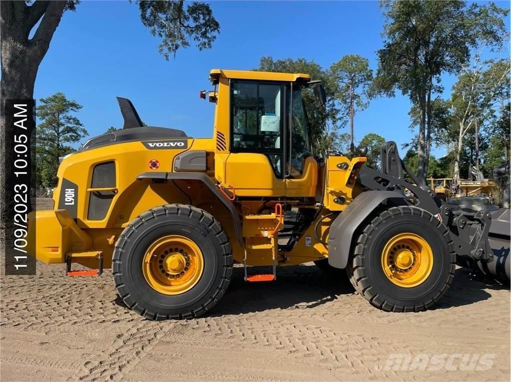 Volvo L90H Kolesni nakladalci