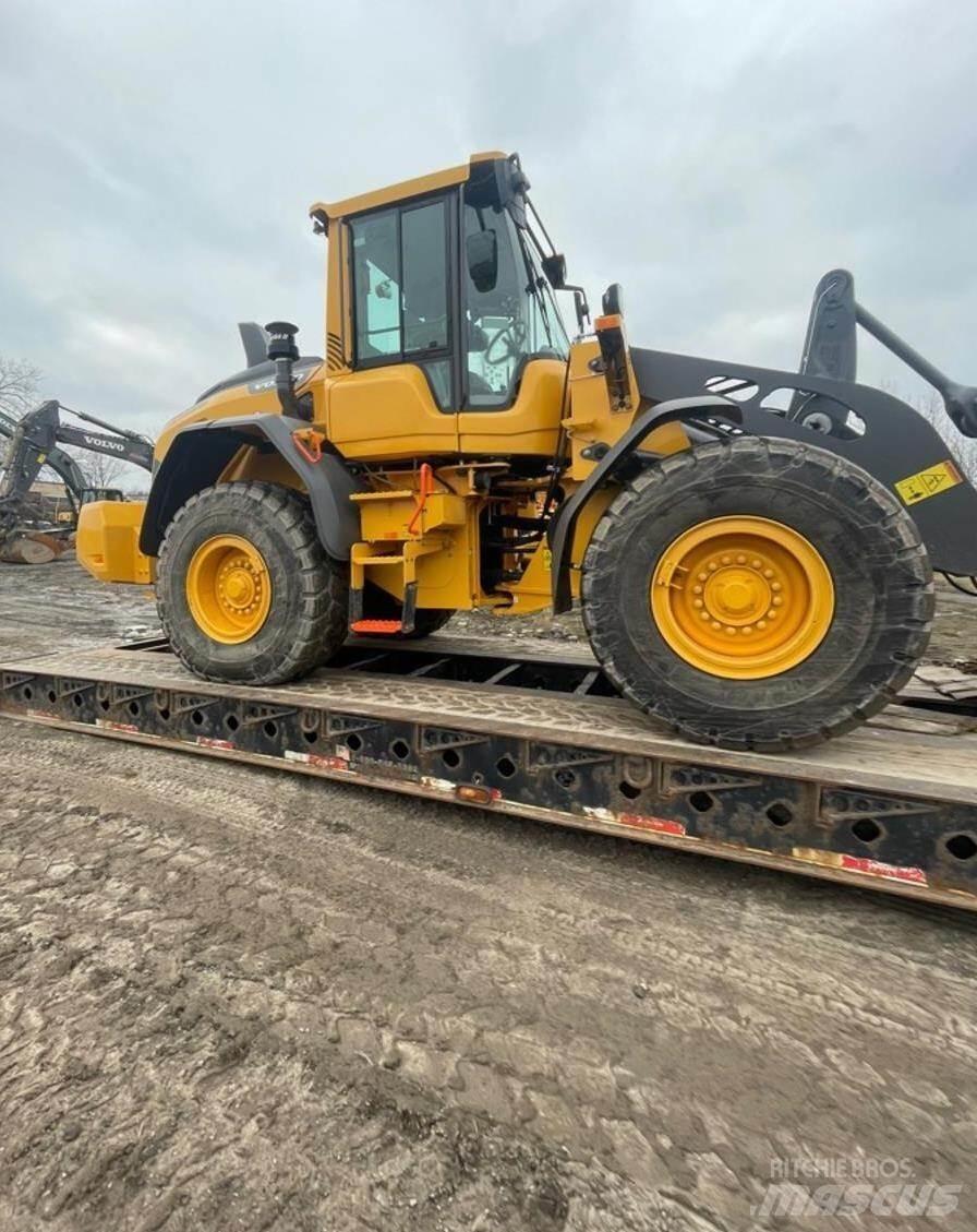 Volvo L90H Kolesni nakladalci