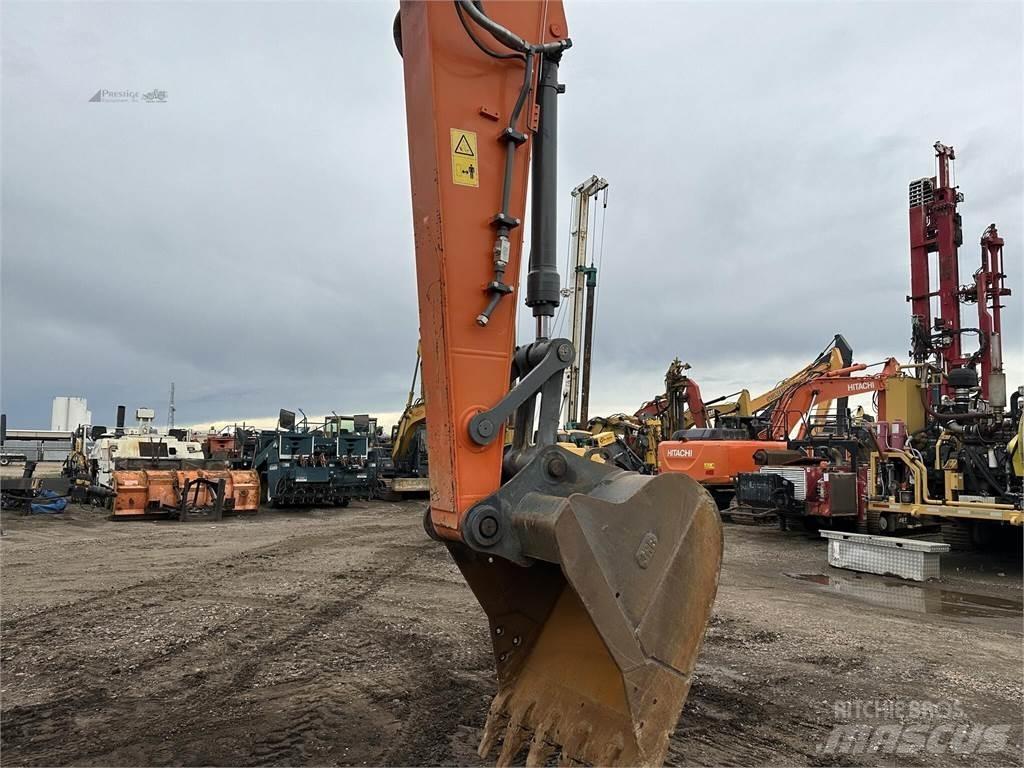 XCMG XE210CU Bagri goseničarji