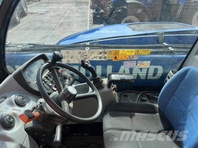 New Holland LM7.35 Kmetijski teleskopski nakladalci