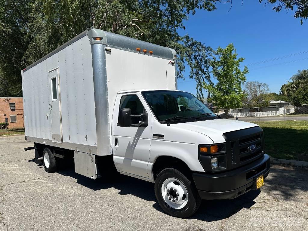Ford E 450 SD Vakuumski tovornjaki