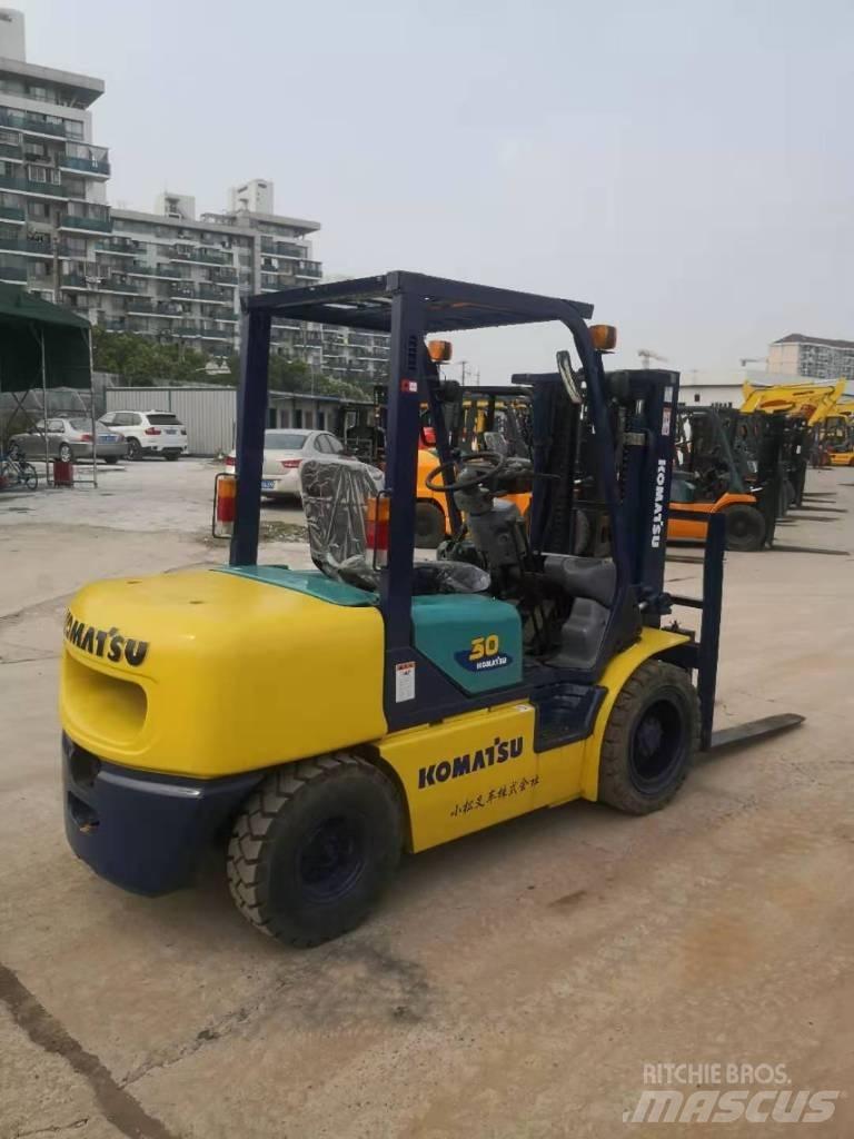 Komatsu FD 30 T-14 Dizelski viličarji