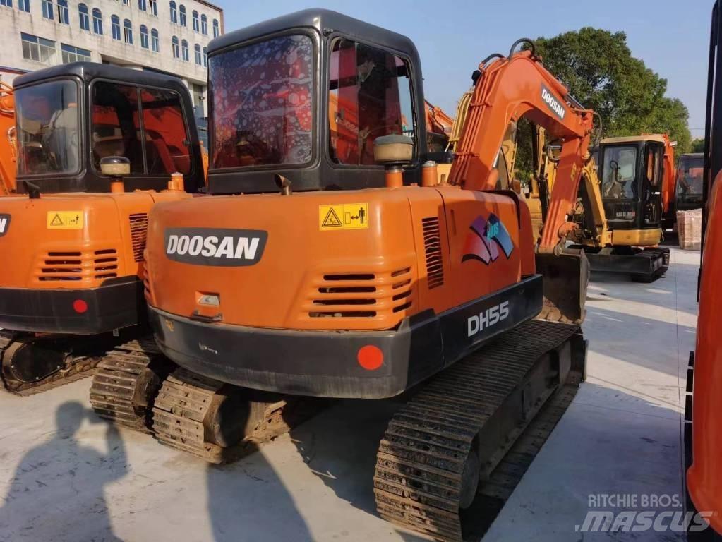 Doosan DH55 Bagri goseničarji
