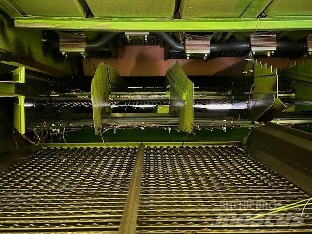 CLAAS Mega 208 Kombajni