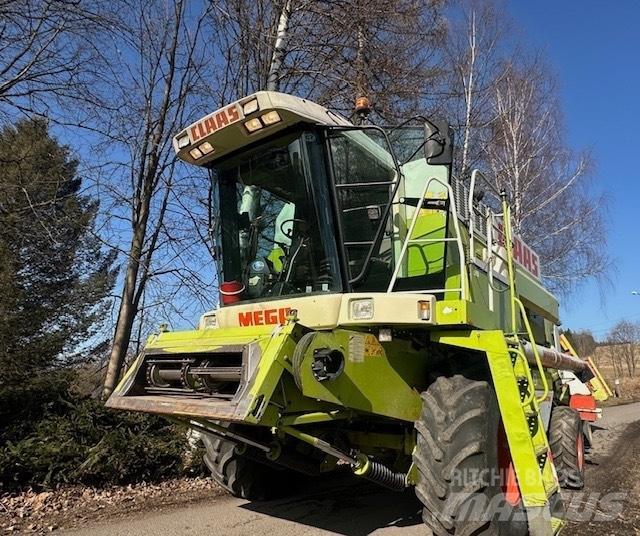 CLAAS Mega 208 Kombajni