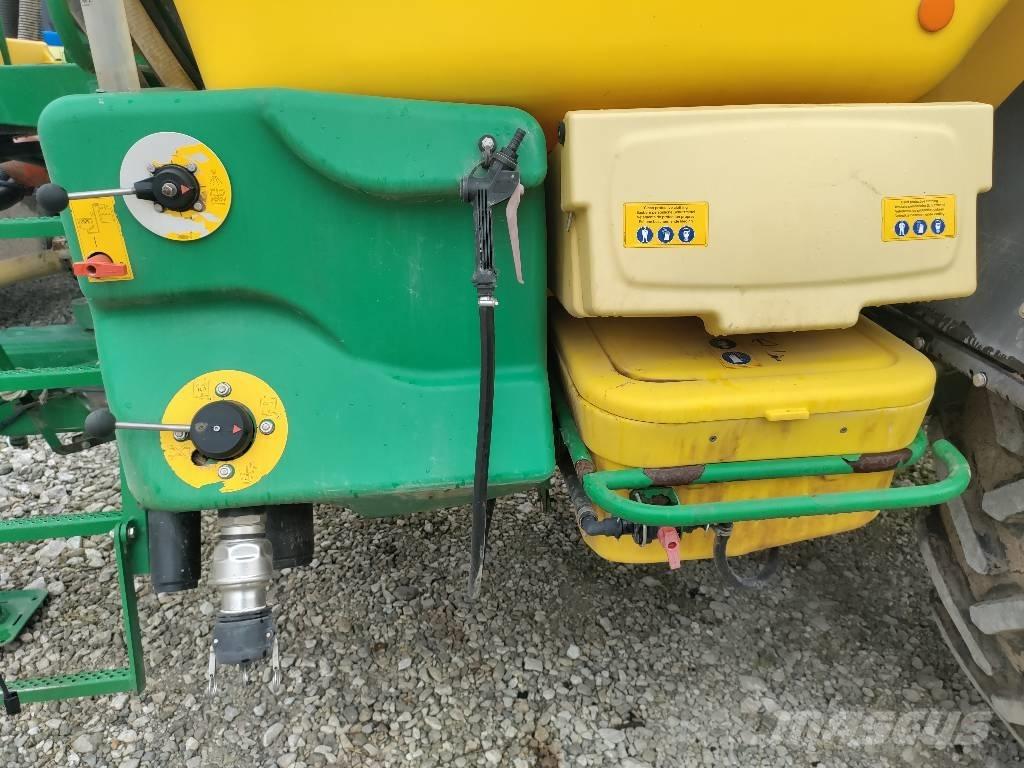 John Deere 740 i Vlečne škropilnice