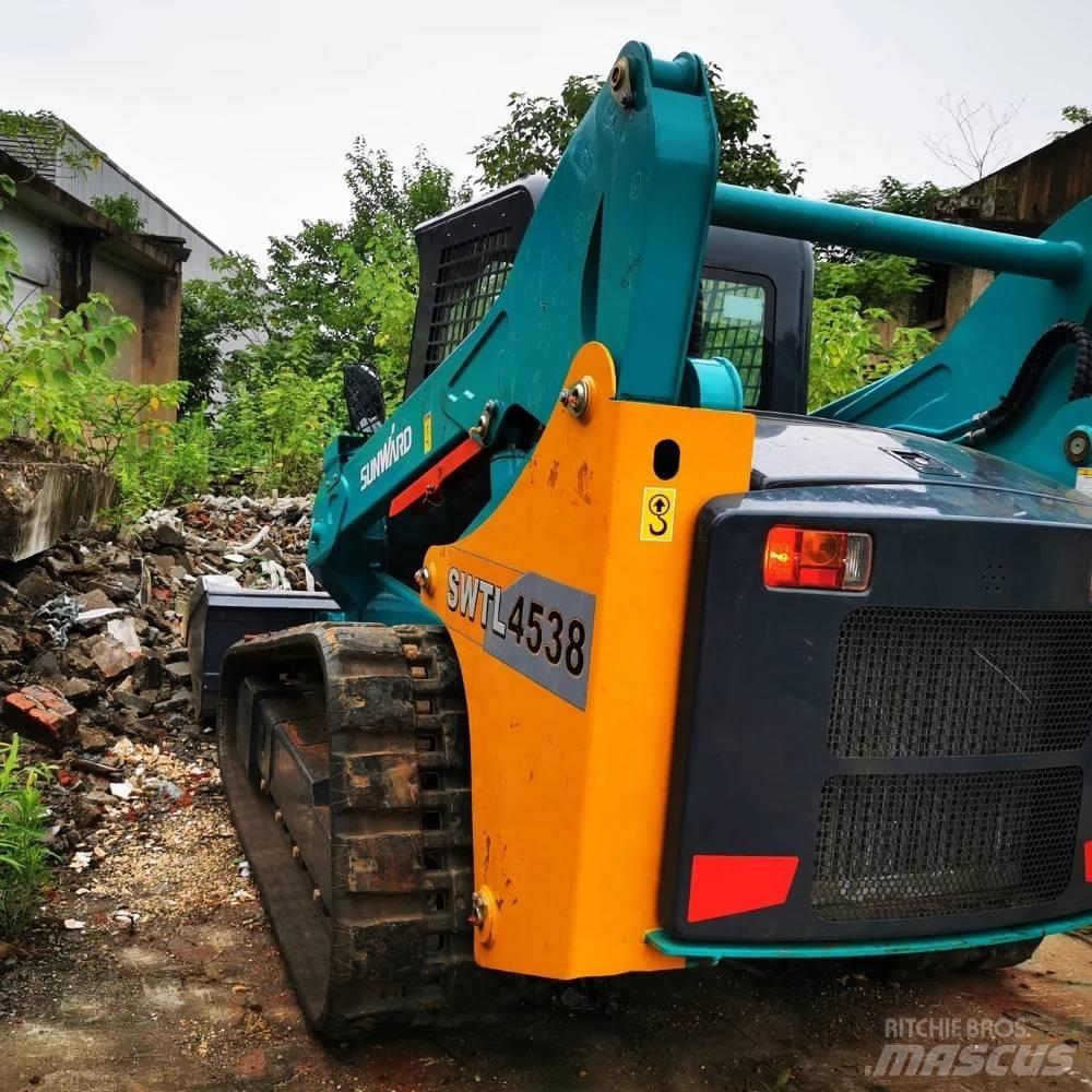 Sunward SWTL 4538 Skid steer mini nakladalci