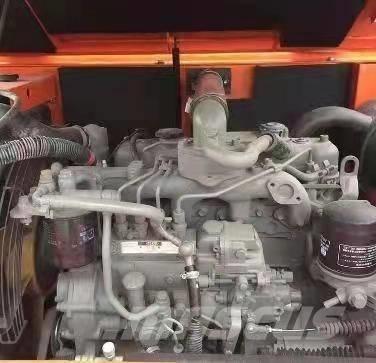 Hitachi ZX60 Bagri goseničarji