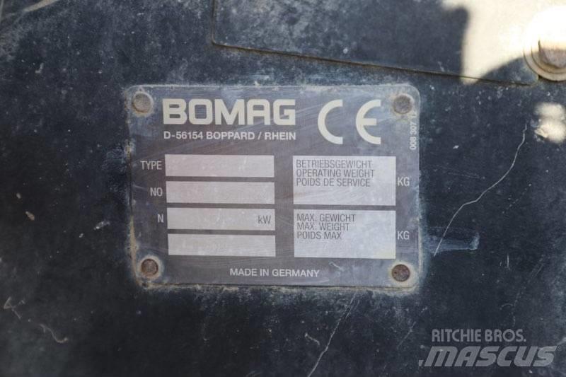 Bomag BW 225 D-3 Dvojni valjarji