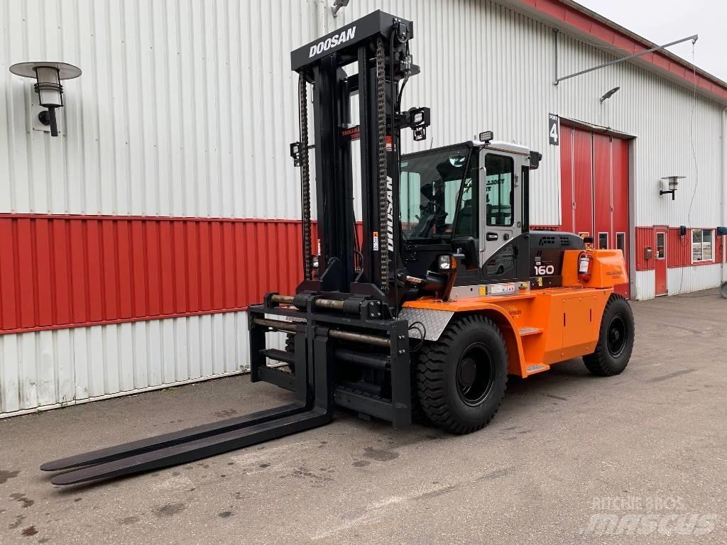 Doosan D160S-7 Dizelski viličarji