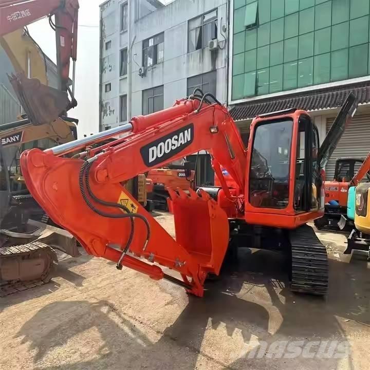 Doosan DX150 Bagri goseničarji