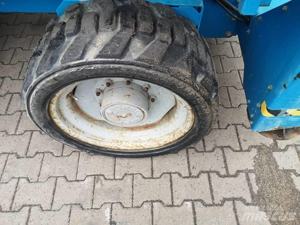Genie GS 4390 Škarjaste dvižne ploščadi