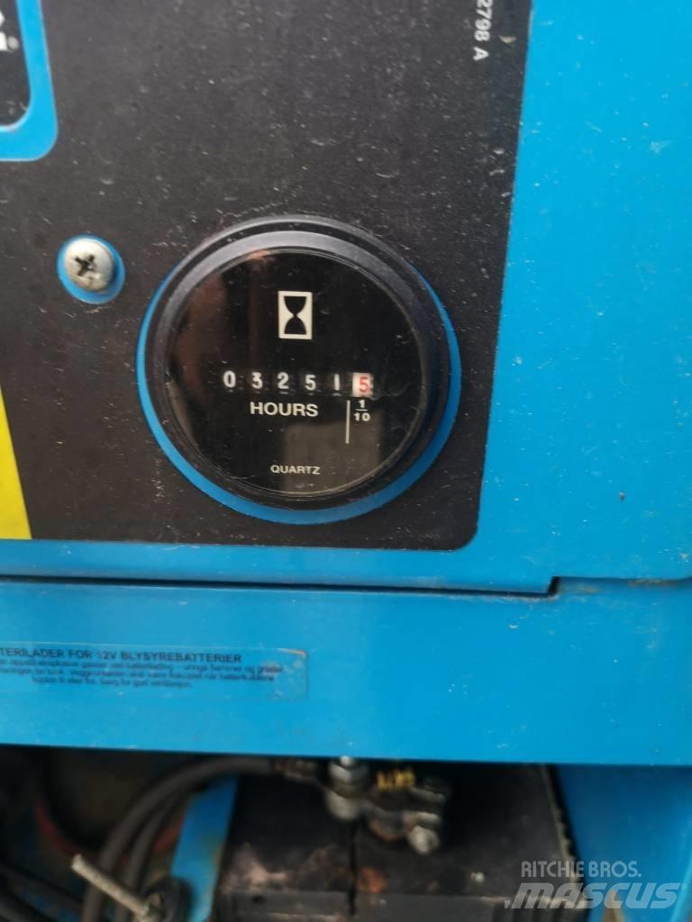 Genie GS 4390 Škarjaste dvižne ploščadi
