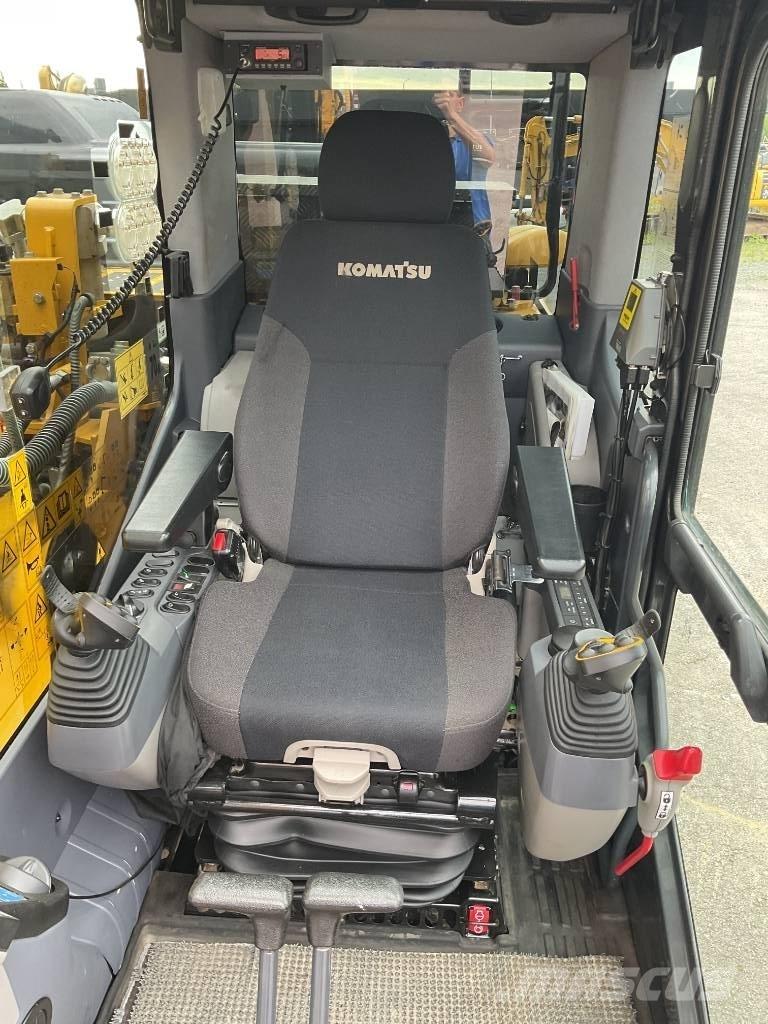 Komatsu PC240LC-11 Bagri goseničarji