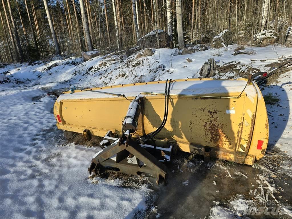 Rote 320 alueaura Snežne deske in plugi