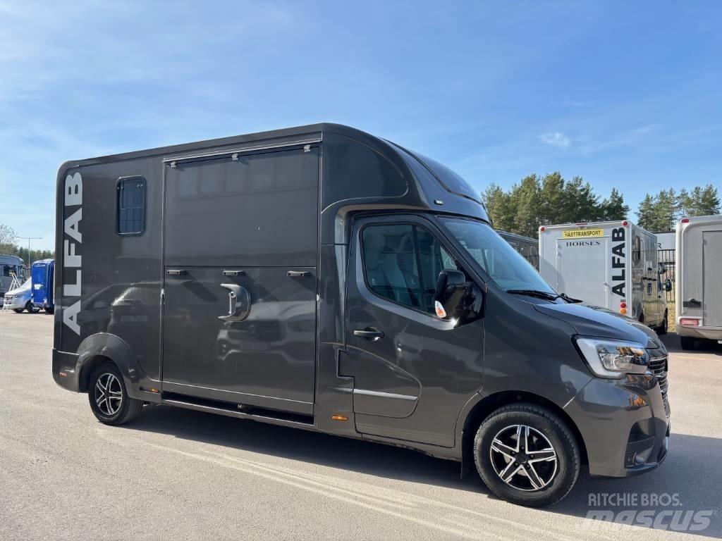Renault Master Tovornjaki za prevoz živine