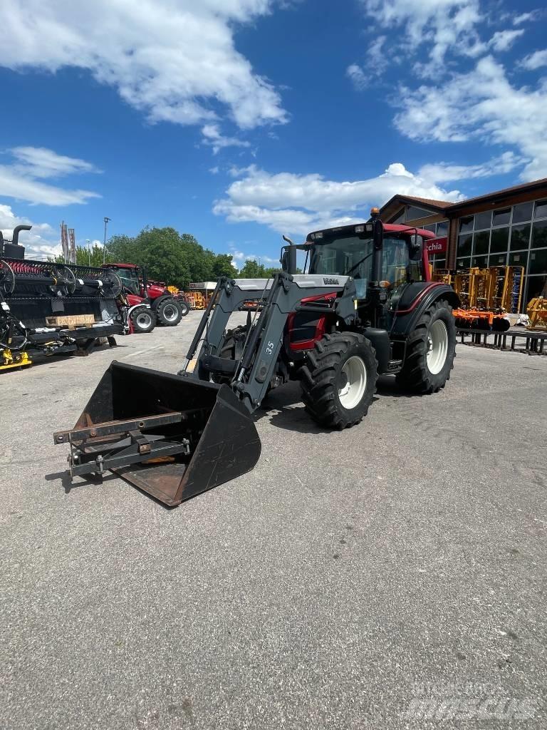 Valtra N 92 Traktorji