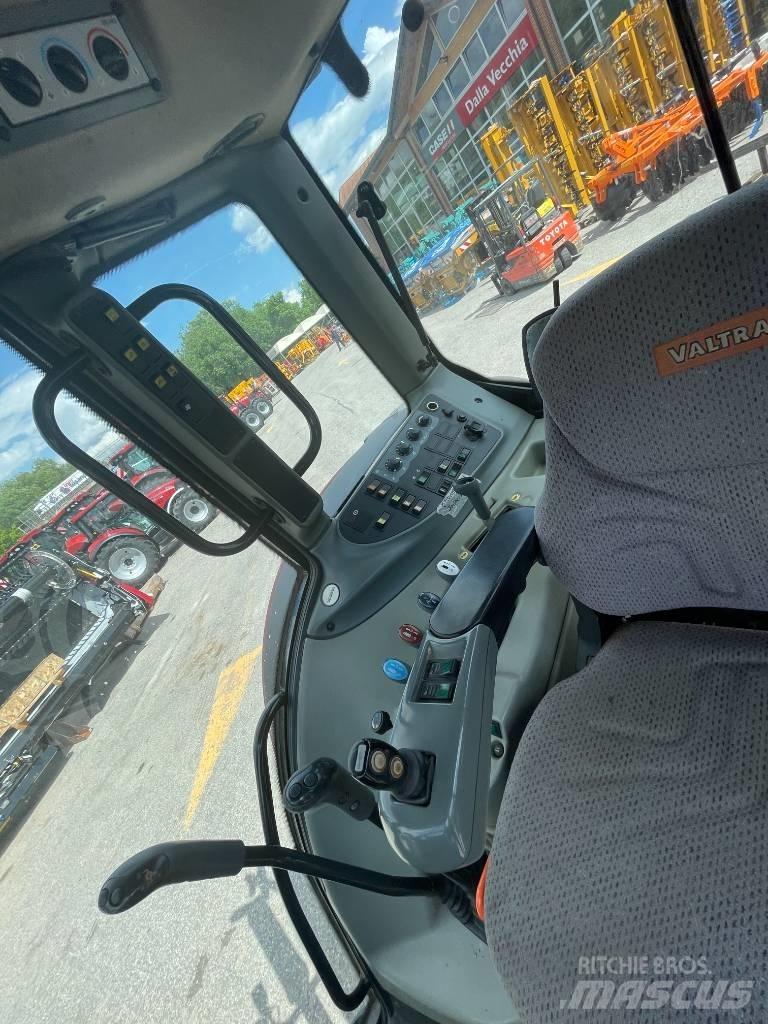 Valtra N 92 Traktorji