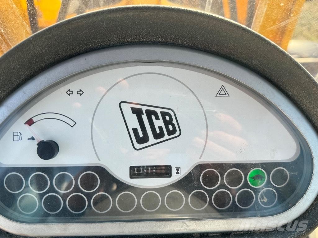 JCB 406 Kolesni nakladalci
