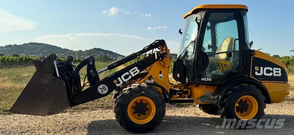 JCB 406 Kolesni nakladalci