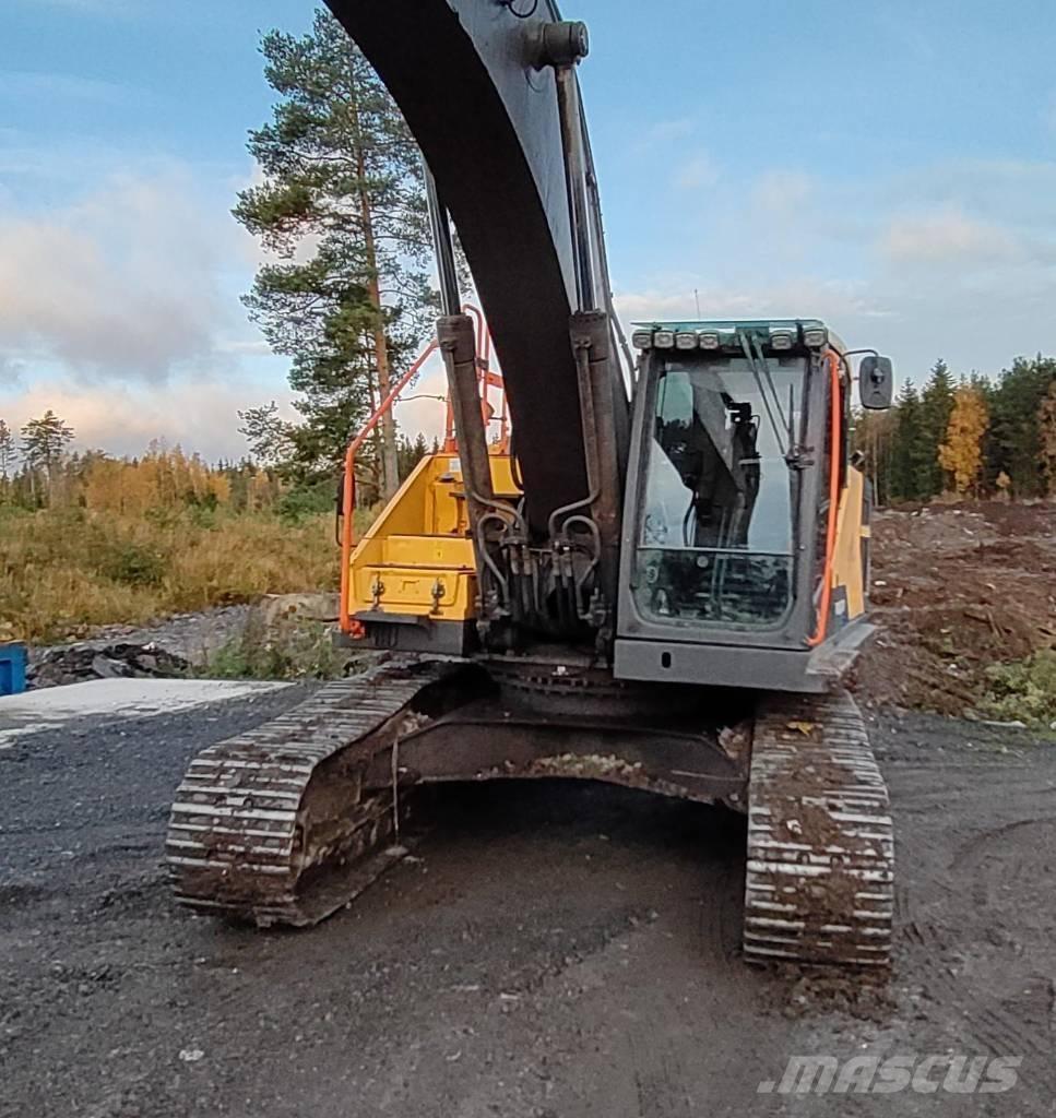 Volvo EC 300EL Bagri goseničarji