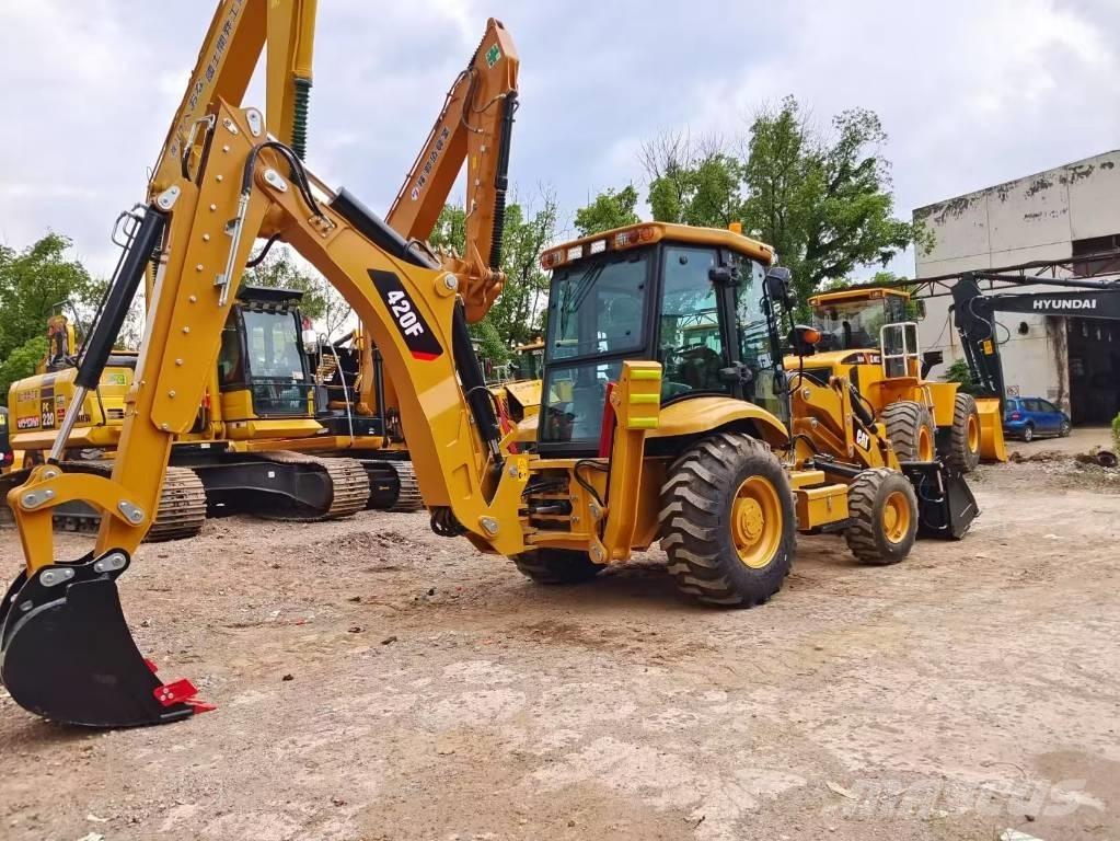 CAT 420 F Rovokopači