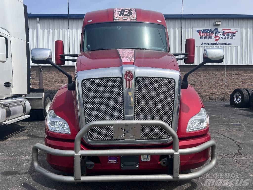 Kenworth T 680 Vlačilci