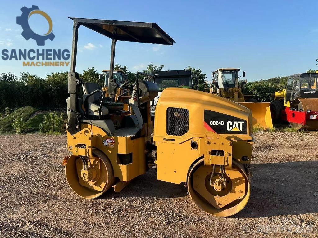 CAT CB24B Dvojni valjarji